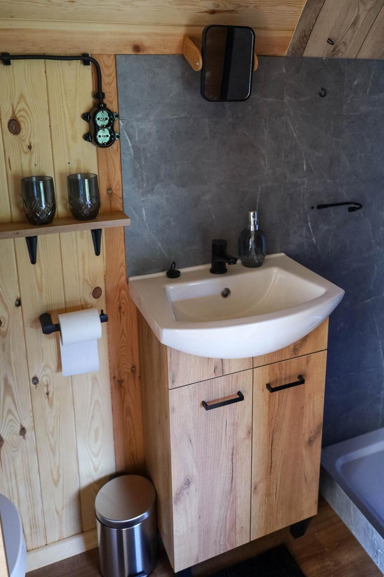 Rzasnik Oaza Swiety Spokoj - Domek Z Balia I Jacuzzi מראה חיצוני תמונה